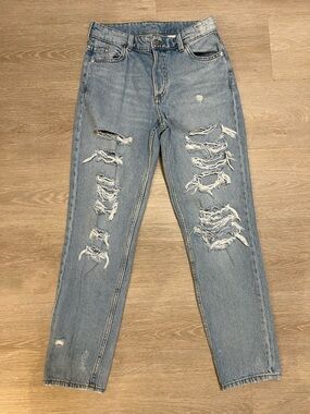 H&M Light Blue Distressed Boyfriend Jeans